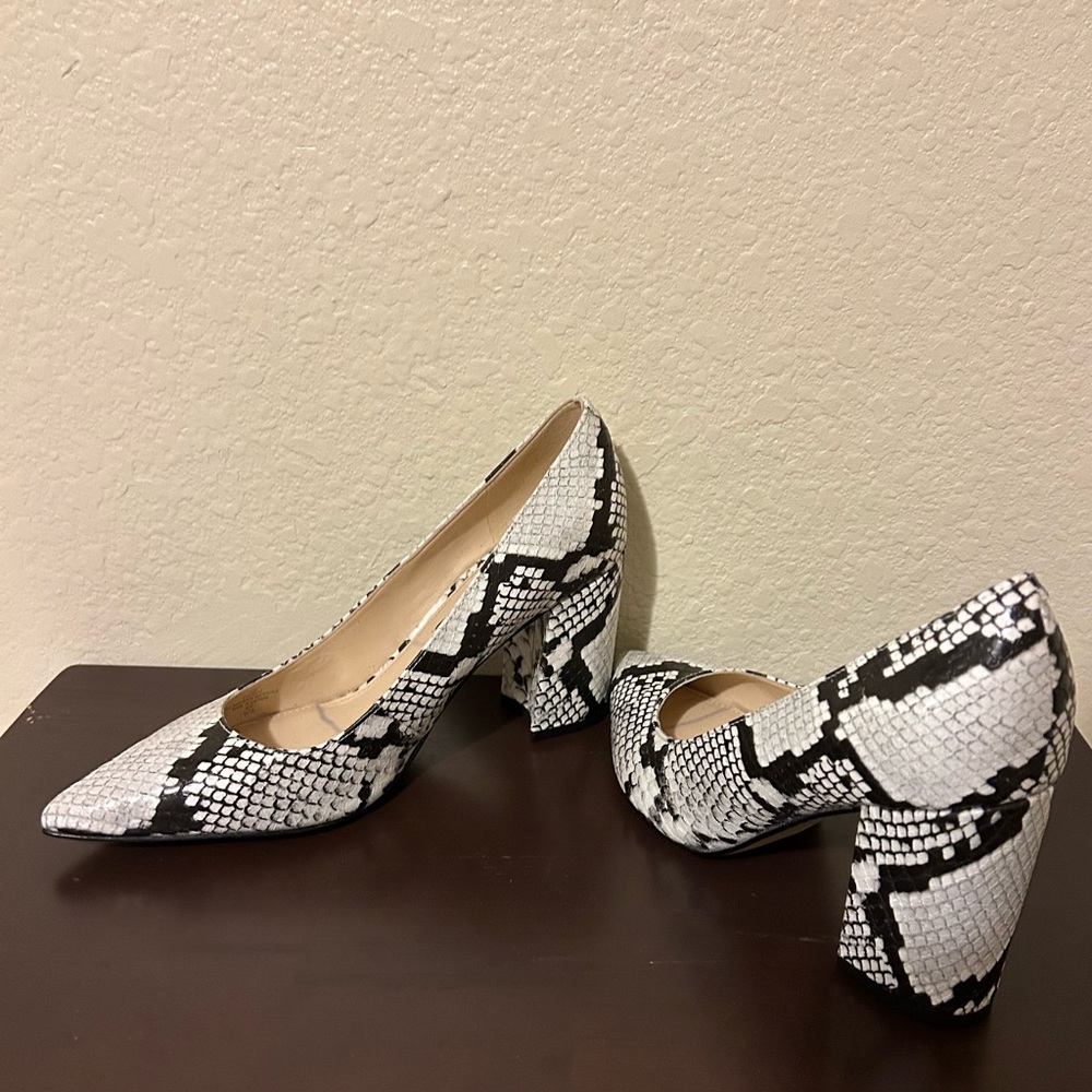 Heels 👠 - Picture 2 of 5